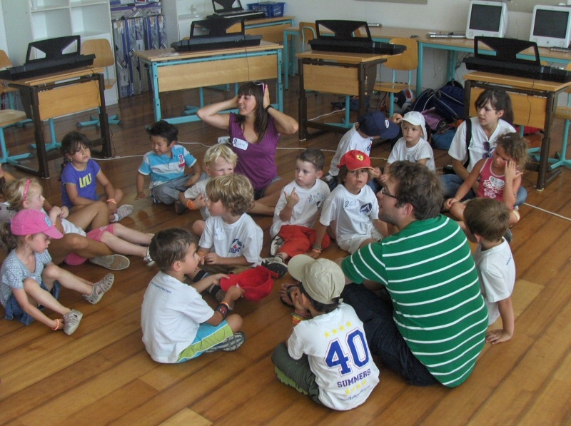 Village Camps International Summer Camp VDC Geneva 2016-08-12 https://www.villagecamps.com/journals_admin/images/339-7-Picture 108.jpg